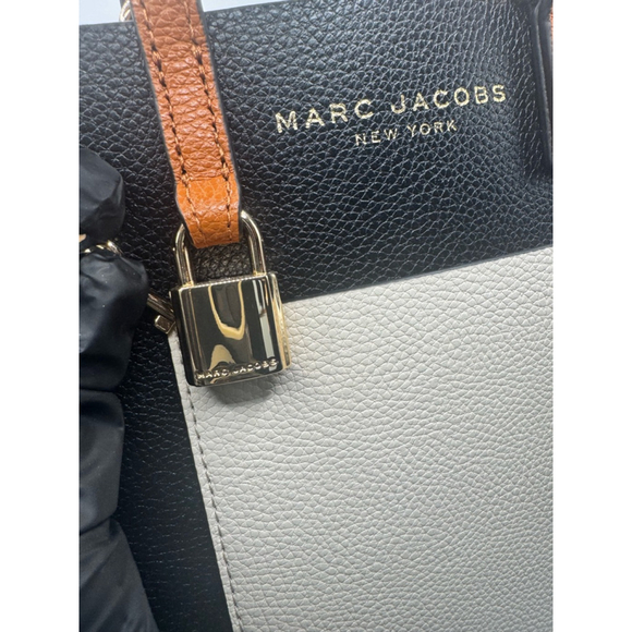 Marc Jacobs Handbags - Women's Marc Jacobs Black & White Leather Tote Bag micro grind